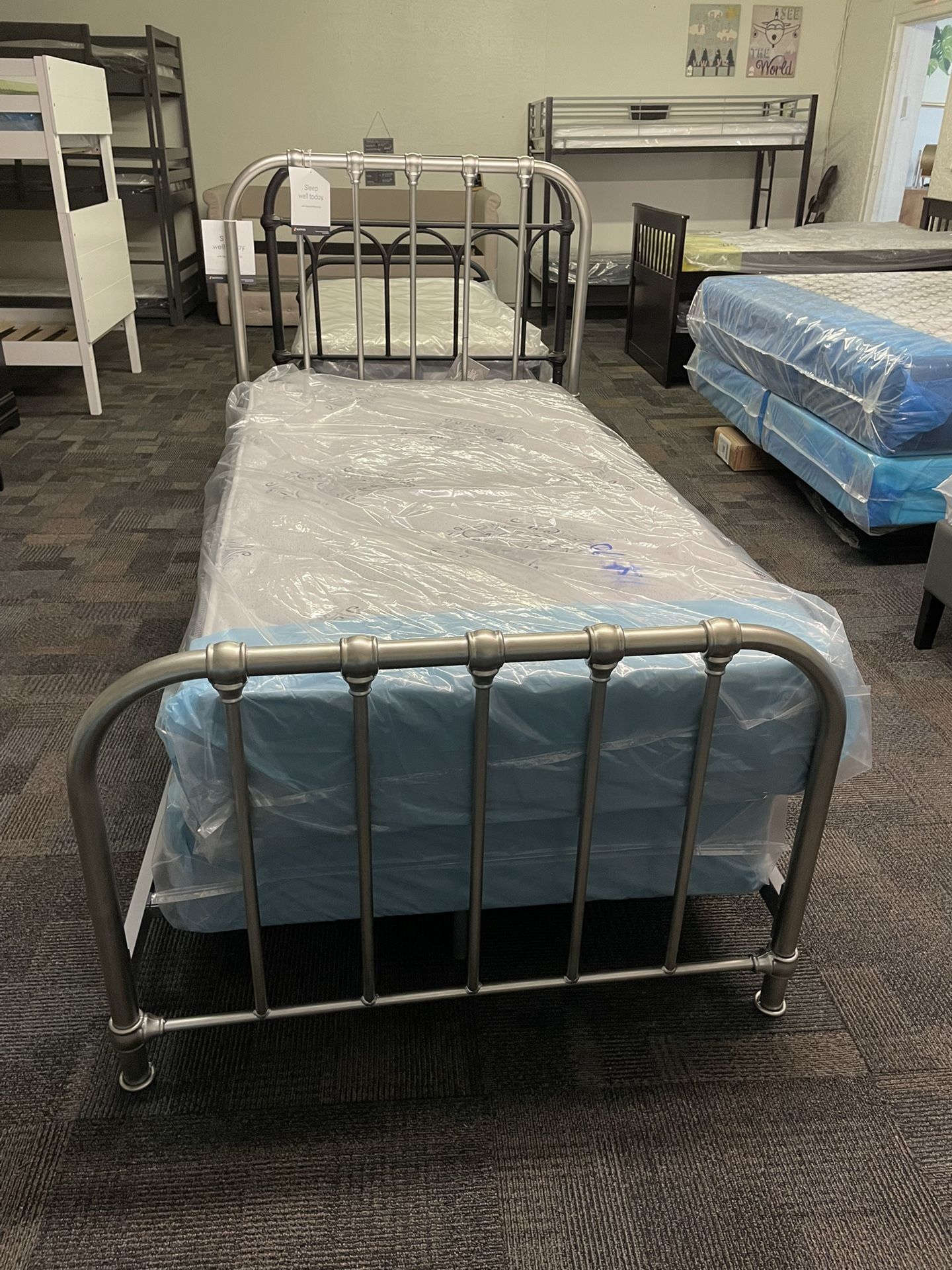 Twin Metal Frame