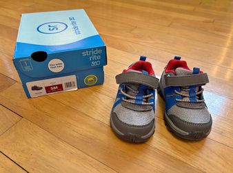 Stride Rite Boys Shoes