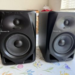 Pioneer DM50D