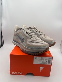 Nike Air Zoom Pegasus Premium ‘College Grey Gum’ men’s size 8