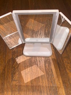LED Tri-Fold Vanity Mirror