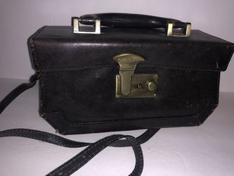 Vintage camera leather case very nice