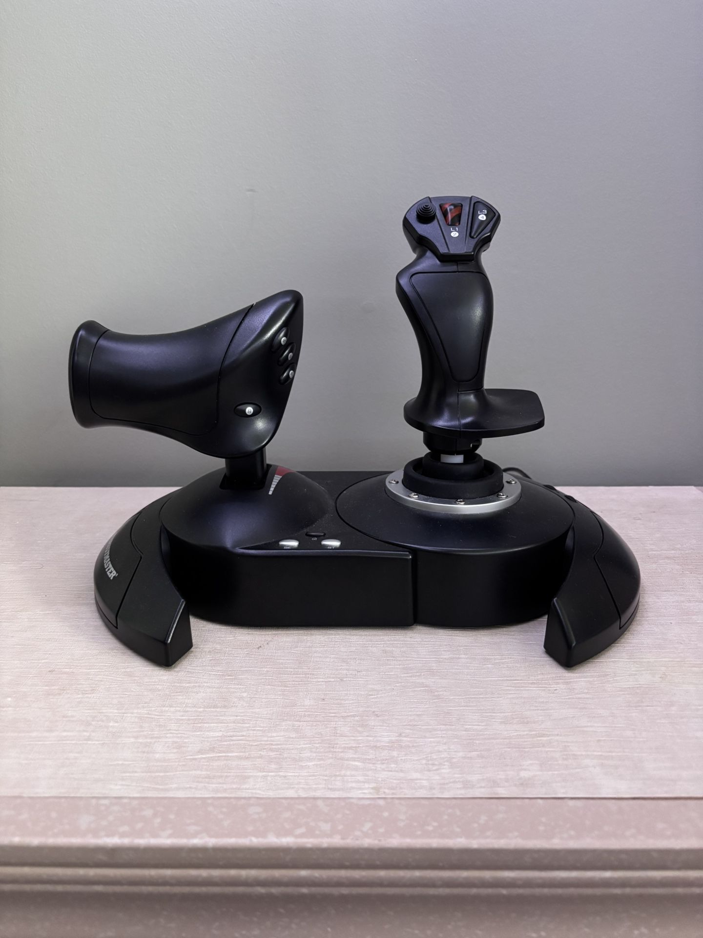 Thrustmaster Hotas X Joystick And Throttle