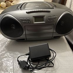 CD Boombox with cassette player and AM/FM radio