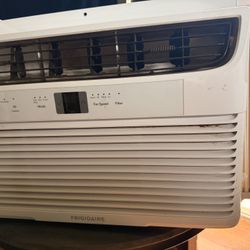 Window Air Conditioner Unit 