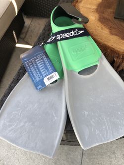 Speedo fins