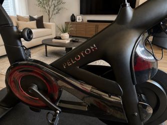 Peloton Bike+