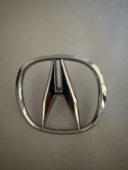 Front Acura emblem   Chrome