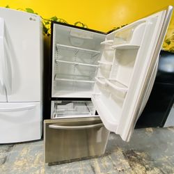 Bottom Freezer Refrigerator Apartment Size No Credit Needed