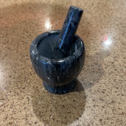 Mortar & Pestle 