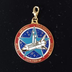 Space Shuttle Pendant