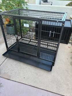 Large Black Metal Dog Crate with Tray