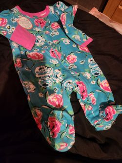 3month baby girl $5