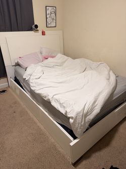 Queen Size Italian Bedframe