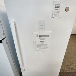 Garage Ready 14.1 cu.ft.Frost Free Defrost Upright Freezer in White