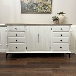 GORGEOUS TRIPLE DRESSER/TV STAND/ ENTRY TABLE/ BUFFET
