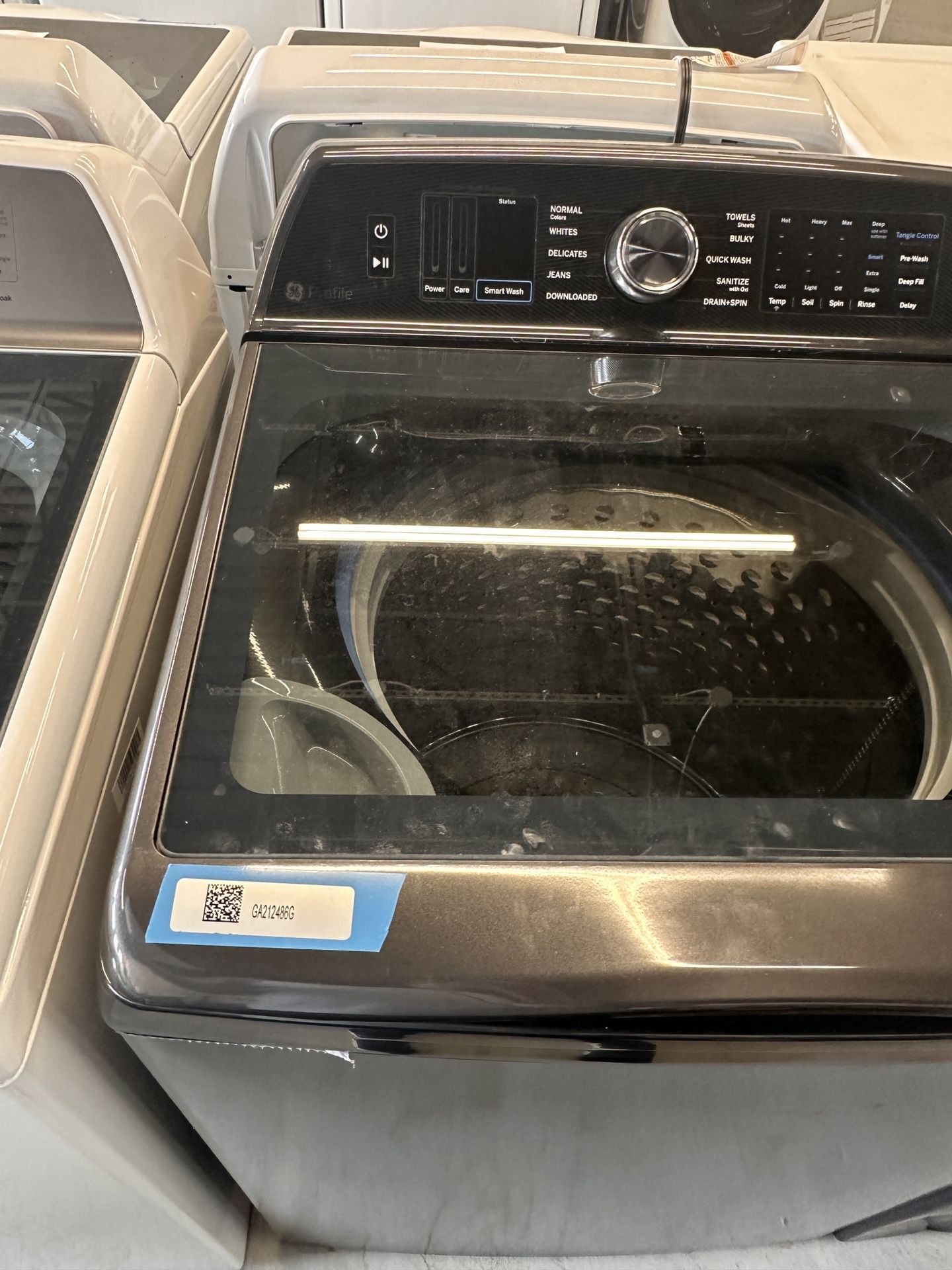 GE Top Load Washer (PTW700BPTDG)