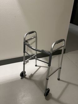 Walker Like New