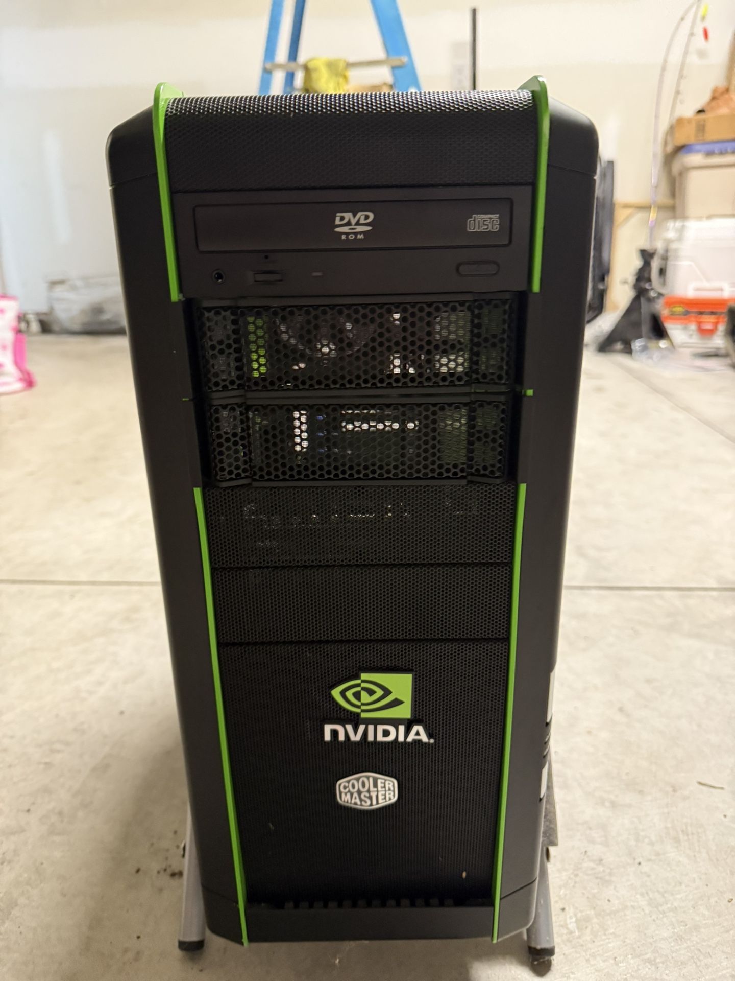 PC Case (Great condition)