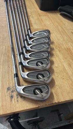 Titleist T300 5-AW, AMT Red  stiff