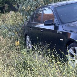 07 BMW 525i  FOR PARTS   $500 obo 