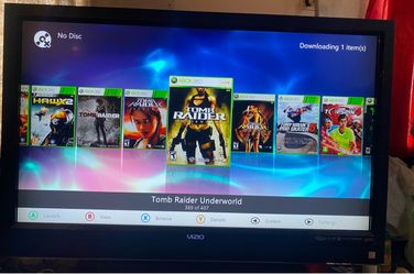 XBOX 360 with 4tb Hard Drive Loaded 7500 Games