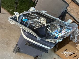 Toyota Camry  headlight 2012 2013 2014  left