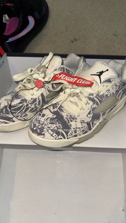 Jordan 5 Women 11 (9.5 Men)
