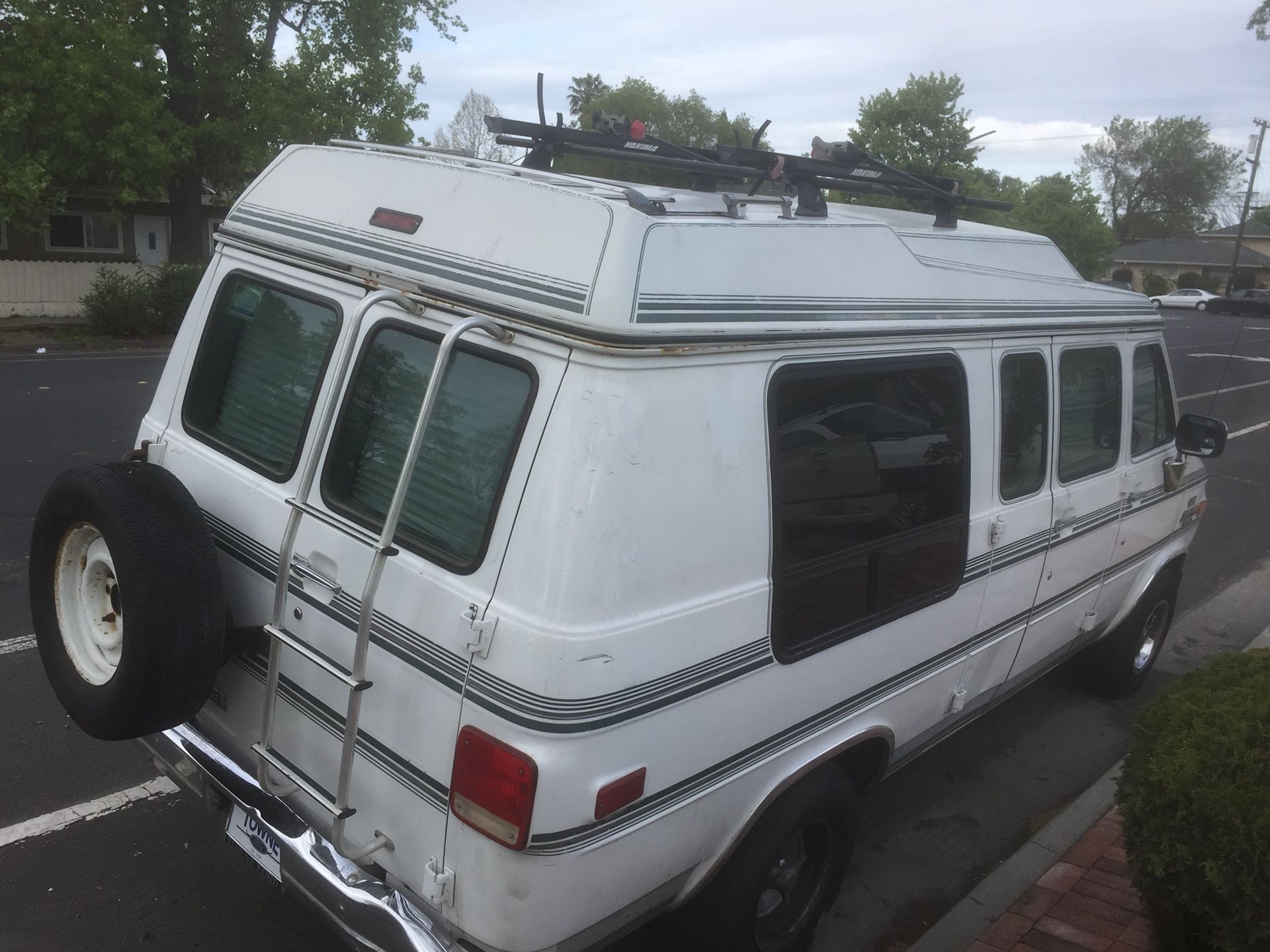 1992 Chevy G20 bubble Top van for Sale in Stanford, CA OfferUp
