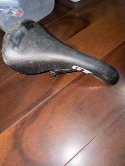 2169 Gt ghost stamped bmx seat