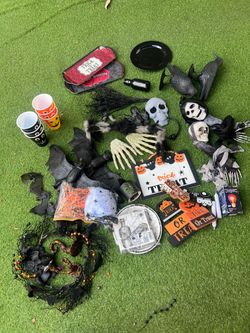Halloween Decoration Bundle Lot /all for $30