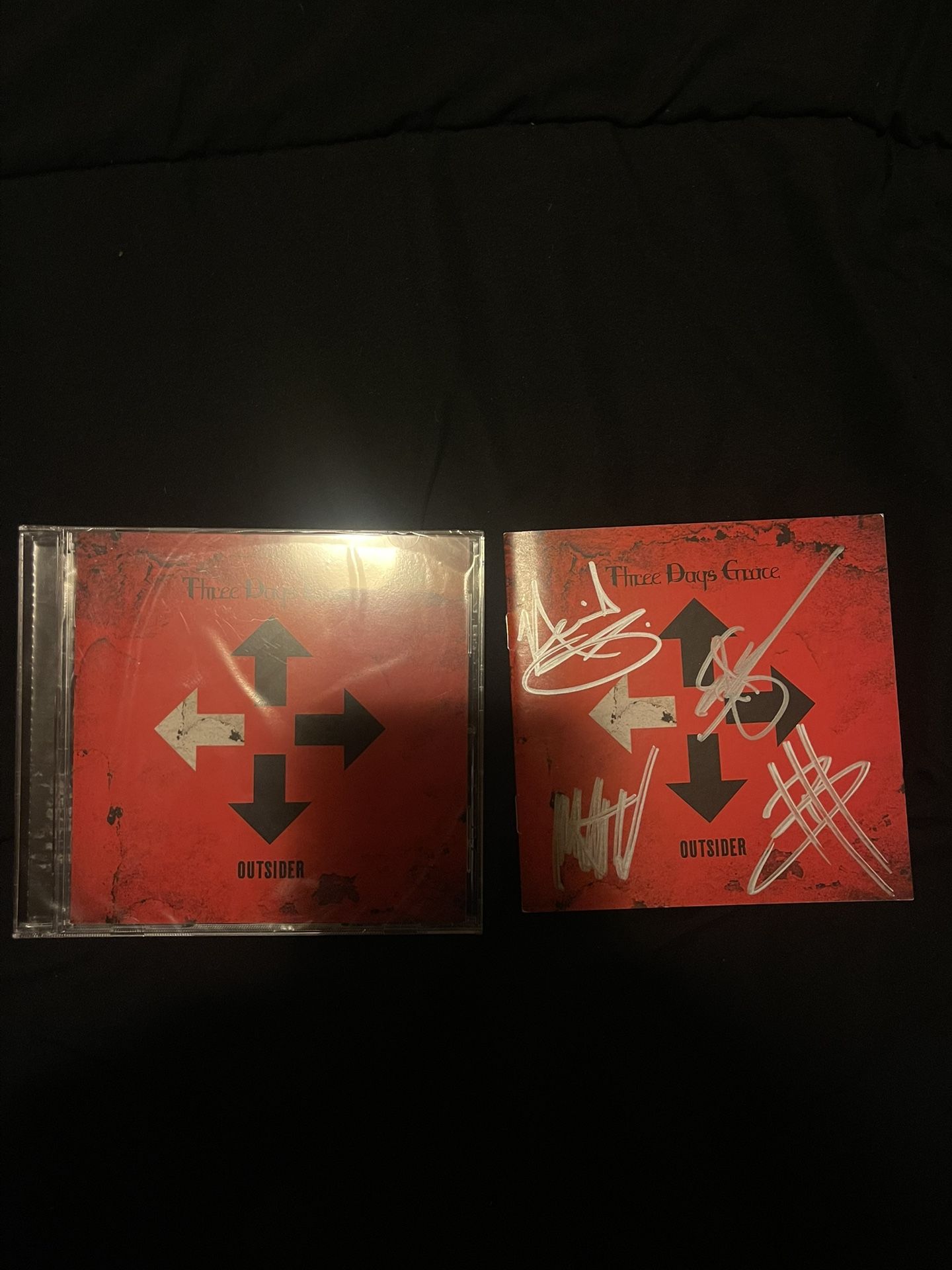 THREE DAYS GRACE BAND SIGNED OUTSIDER CD AUTOGRAPHED