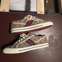 1977 Gucci Sneakers 