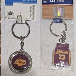 NEW NBA LA.LAKERS SET OF RING  KEYCHAIN CHARMS 