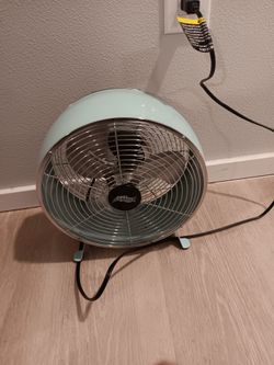 Cool Works 9" Retro Drum Fan