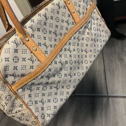Louis Vuitton handbag 