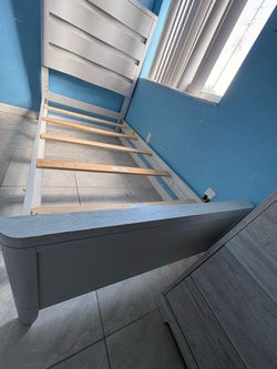 Twin bed frame