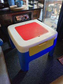 Lego Table