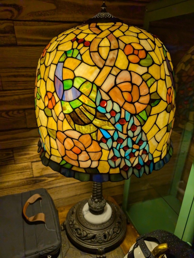 Antique 4 Peacock Stained Glass Table Lamp