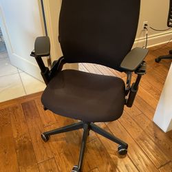 Herman Miller Steelcase Leap V2 ergonomic office chair