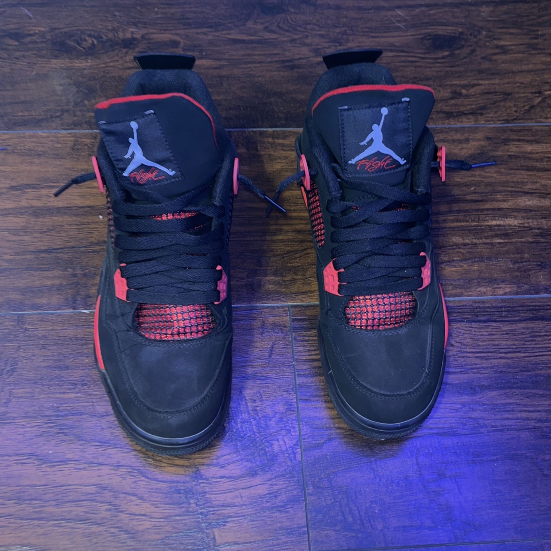 Jordan 4 Red Thunders