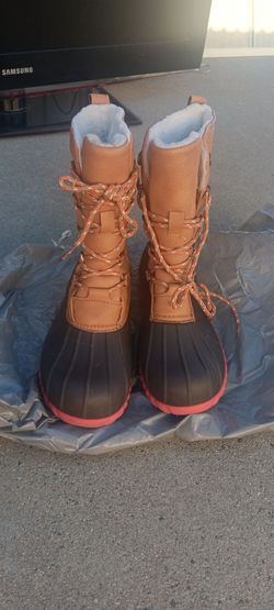 3M Thinsulate Old Navy water resistant Faux Fleece lined boots Women’s size 9