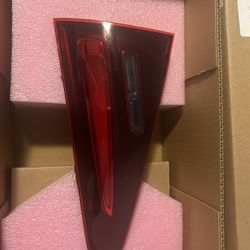 2024-2025 Mercedes GLE Class SUV LED Inner Tail Light Right Passenger Side OEM