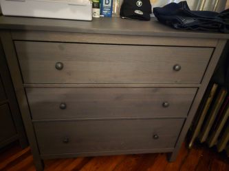 Gray Wood 3-Drawer Dresser
