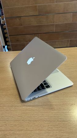 Apple MacBook Air 13” i5/8GB/256GB SSD $180