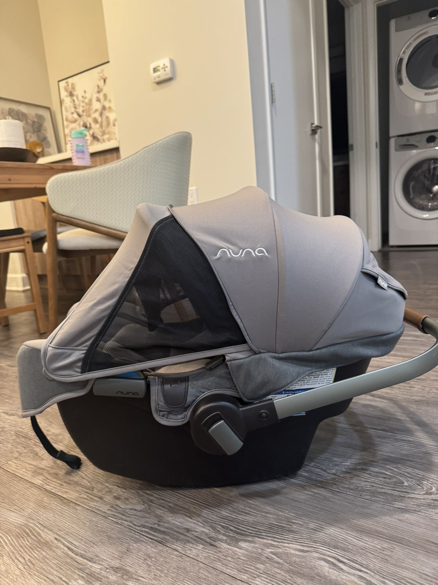 Nuna PIPA Infant Car Seat with Base – Like New