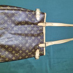 Louis Vuitton Batignolles Bag