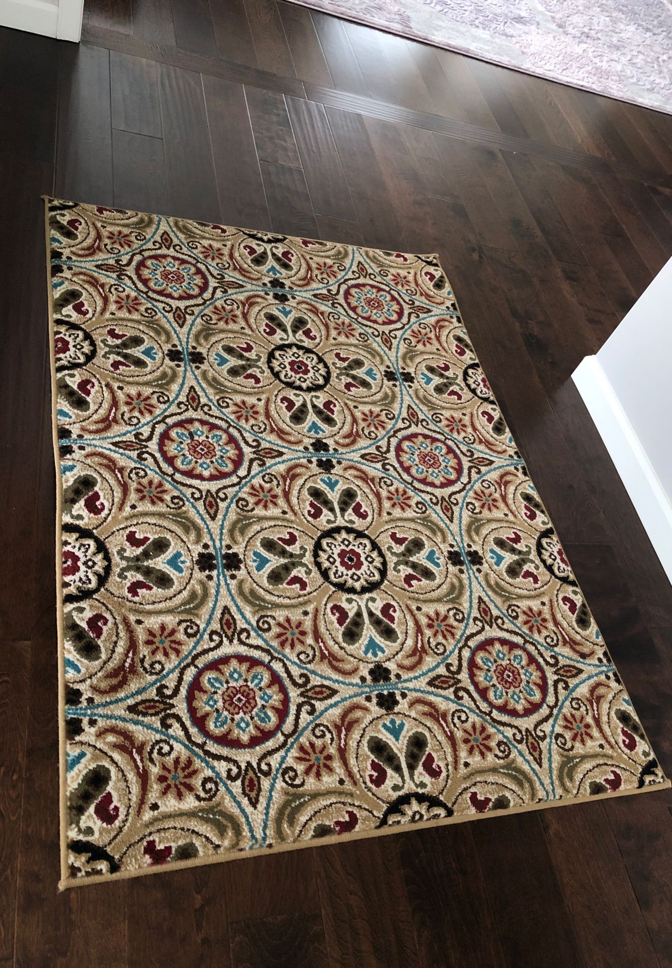 Little area rug. Size100-140
