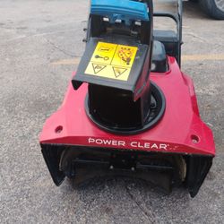 Toro Power Clear Snow Machine