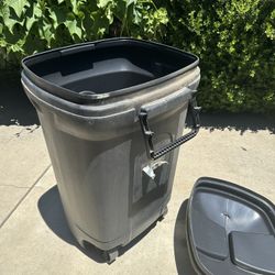 Trash Can